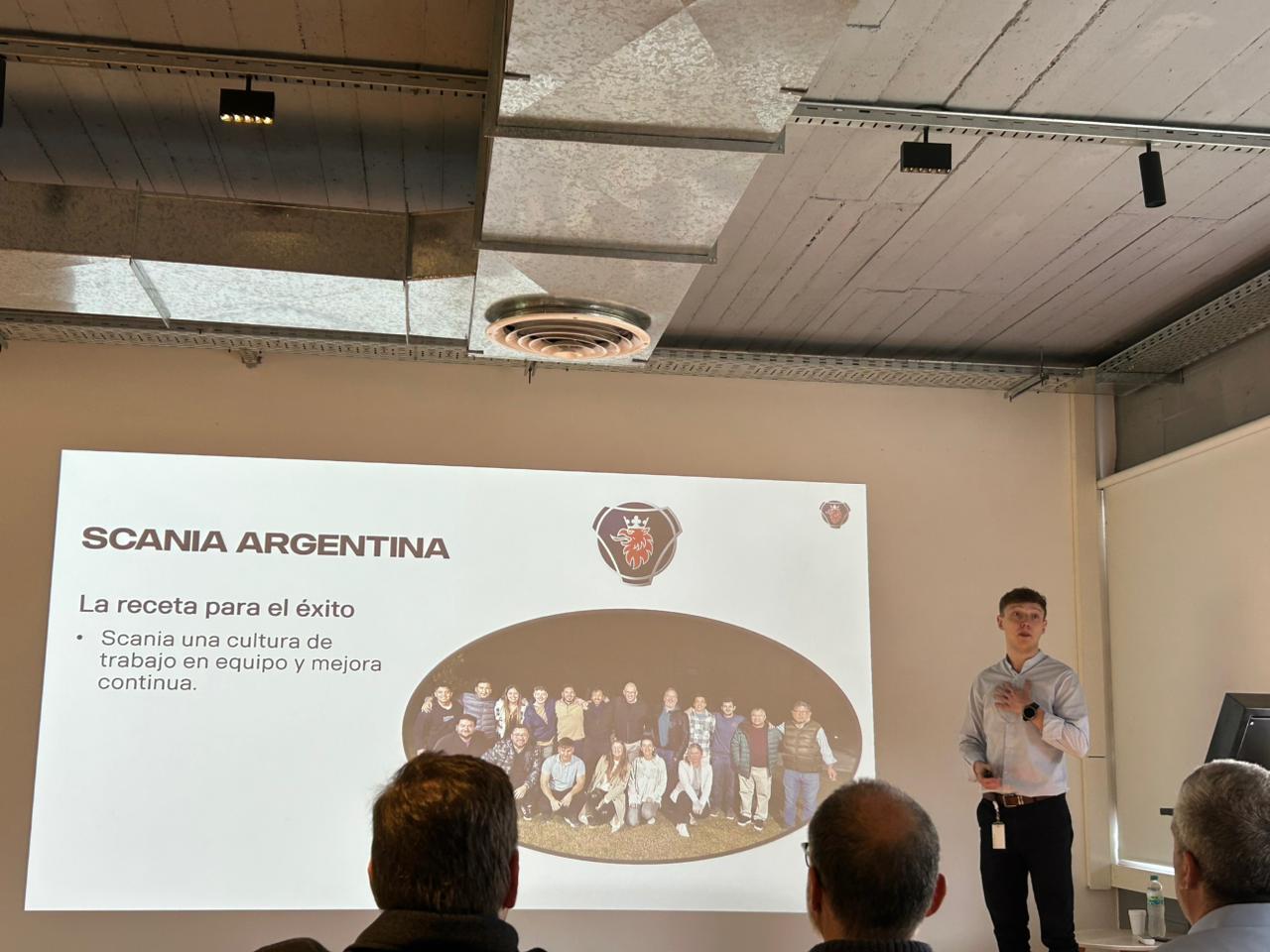 Exposición con SCANIA Argentina